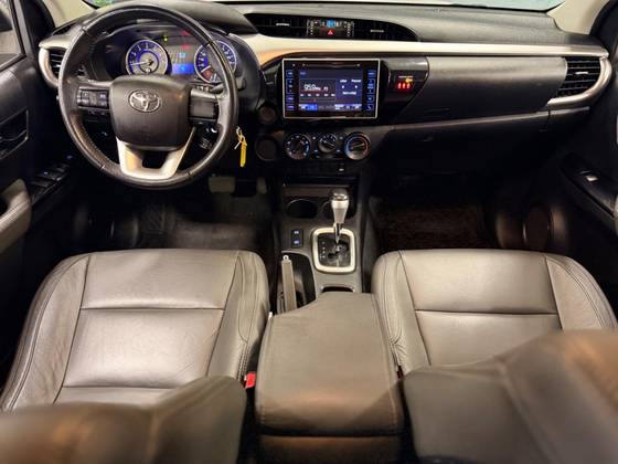 TOYOTA HILUX 2.7 SR 4X2 CD 16V FLEX 4P AUTOMÁTICO